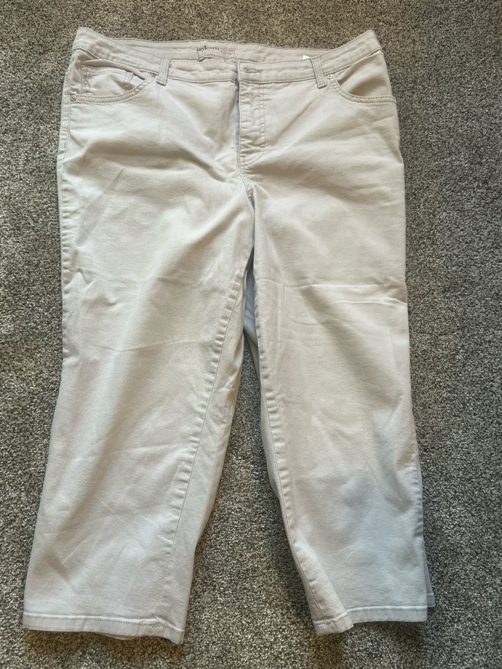Style & Co. Women's Capris — Cream